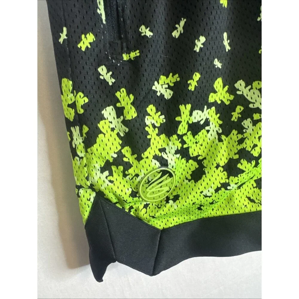 Under Armour Curry Sour Patch Kids Shorts Mens M Black Neon Mesh Athletic‎